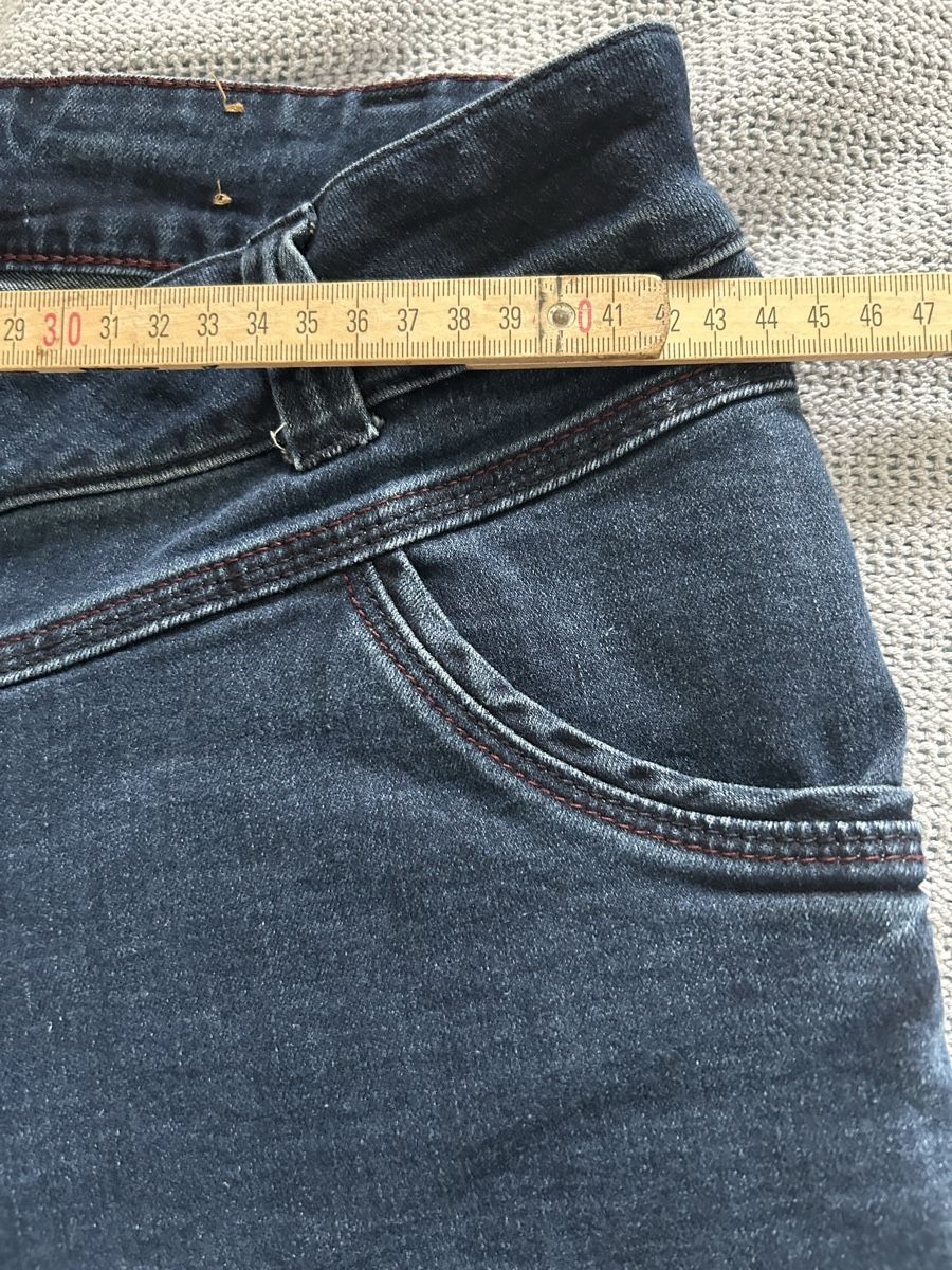 Cecil Jeans: Robuste Jeanshosen – Usato da Rüti ZH venduto da Masken 3