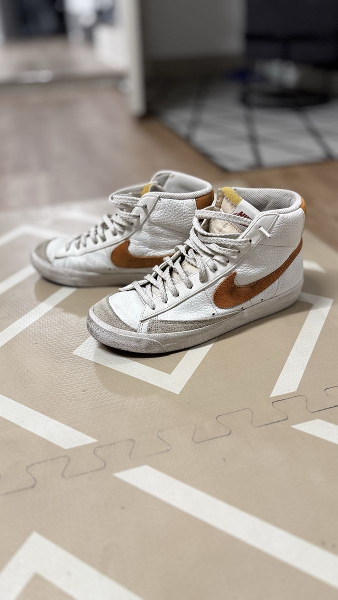 Nike Herrenschuhe: Nike Blazer Mid 77 Sneakers - n.42 – Gebraucht aus Gossau ZH von Celestino_2.0