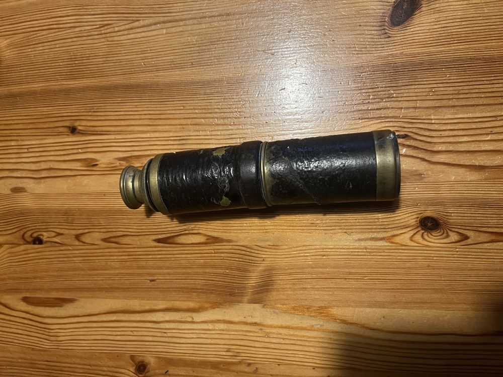 Télescope à trois tirages en laiton antique - Longue-vue