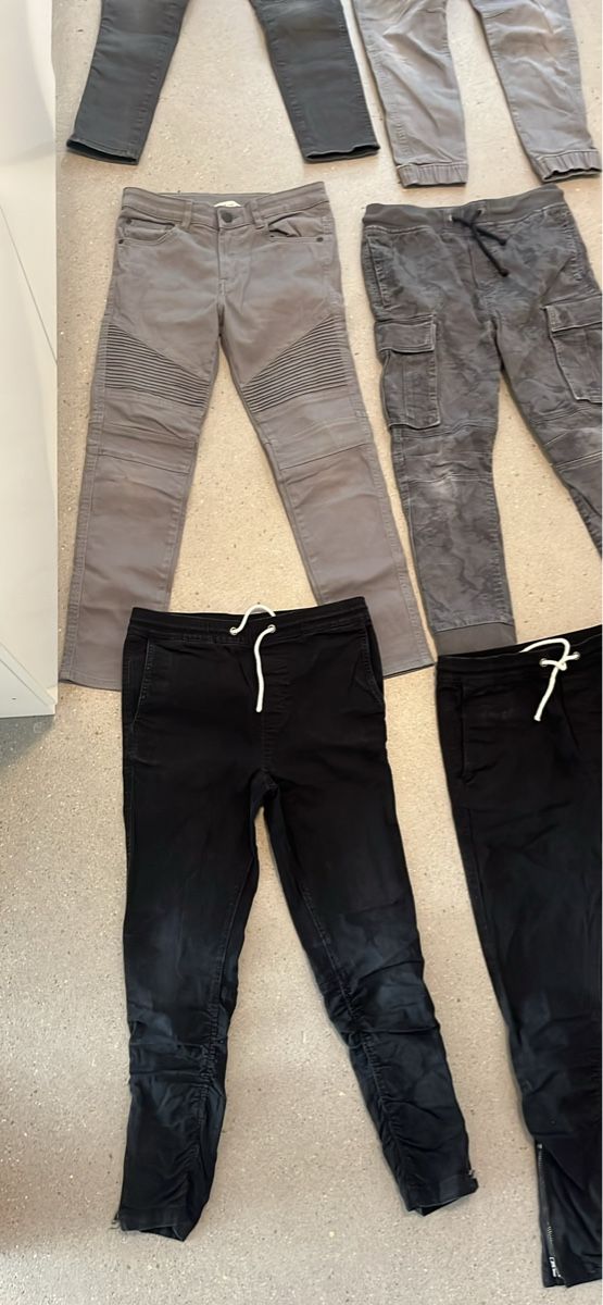 Pantalons: Jungshosen 140 – D'occasion à Dottikon par kat_jk9m 1