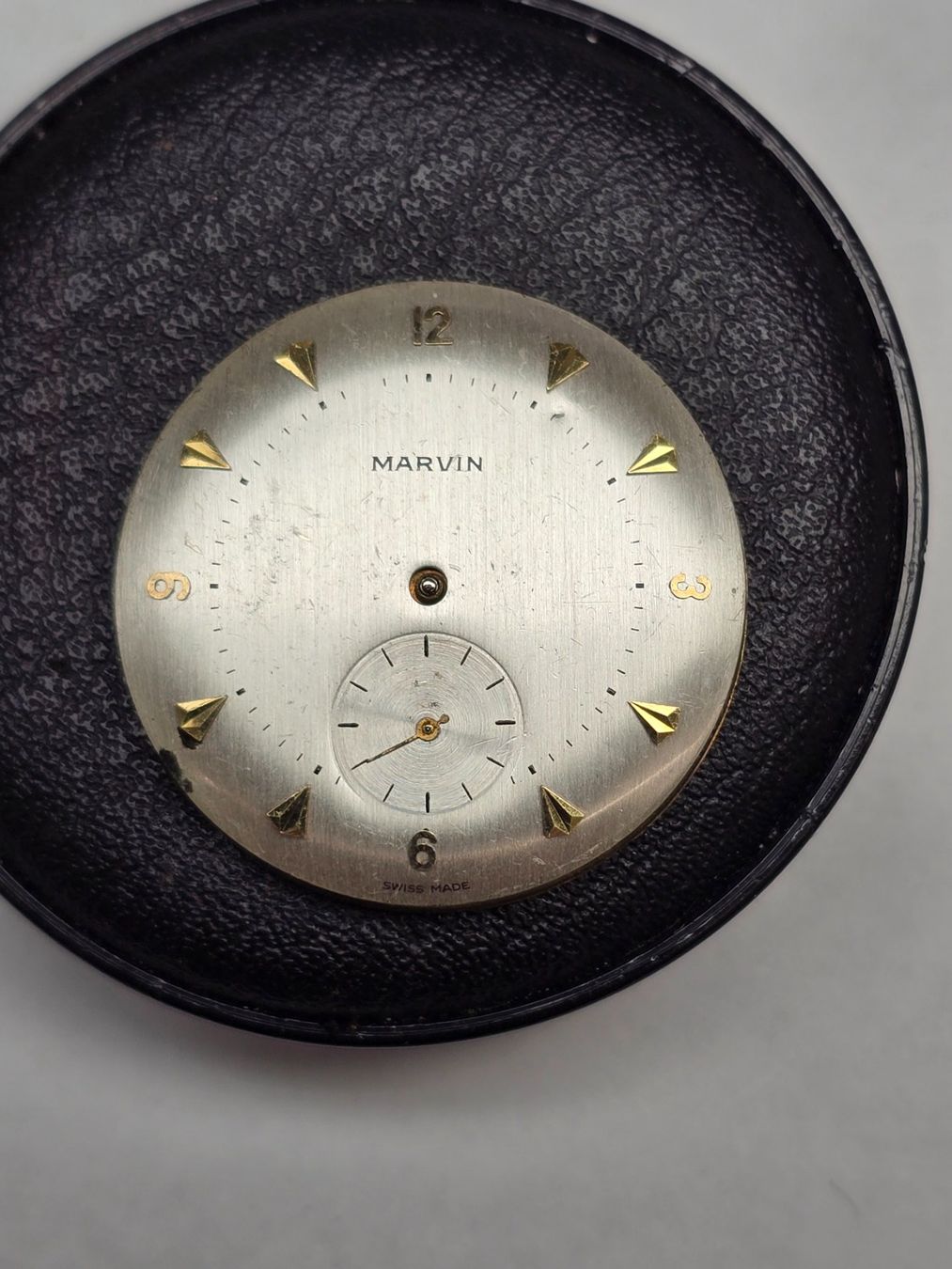 Marvin Orologi: Mouvement Marvin 535 – Difettoso da Tramelan venduto da Nirdan