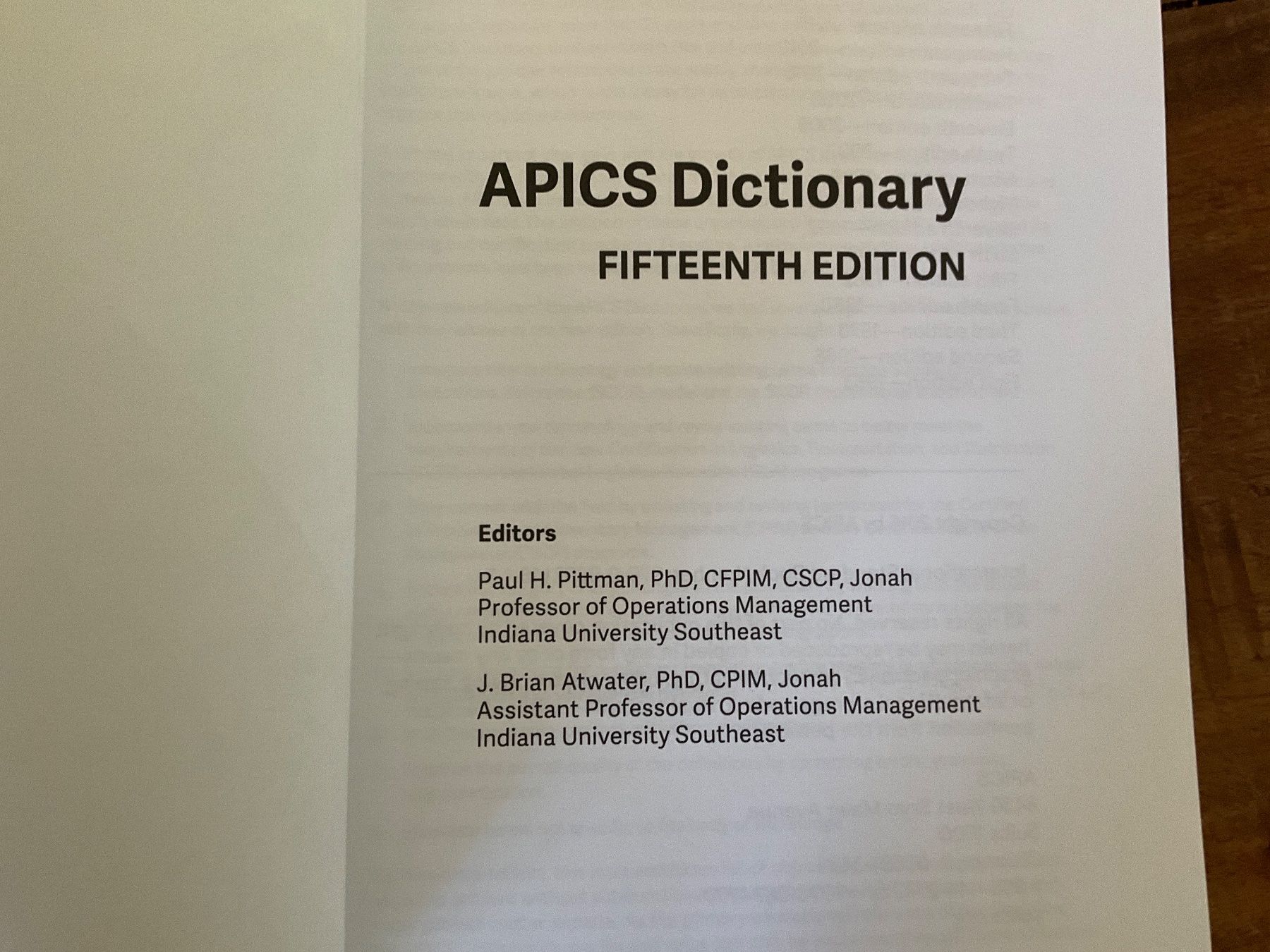 Libri: Dictionnaire APICS 15ème édition Anglais – Usato da Avenches venduto da Lactobacille 2