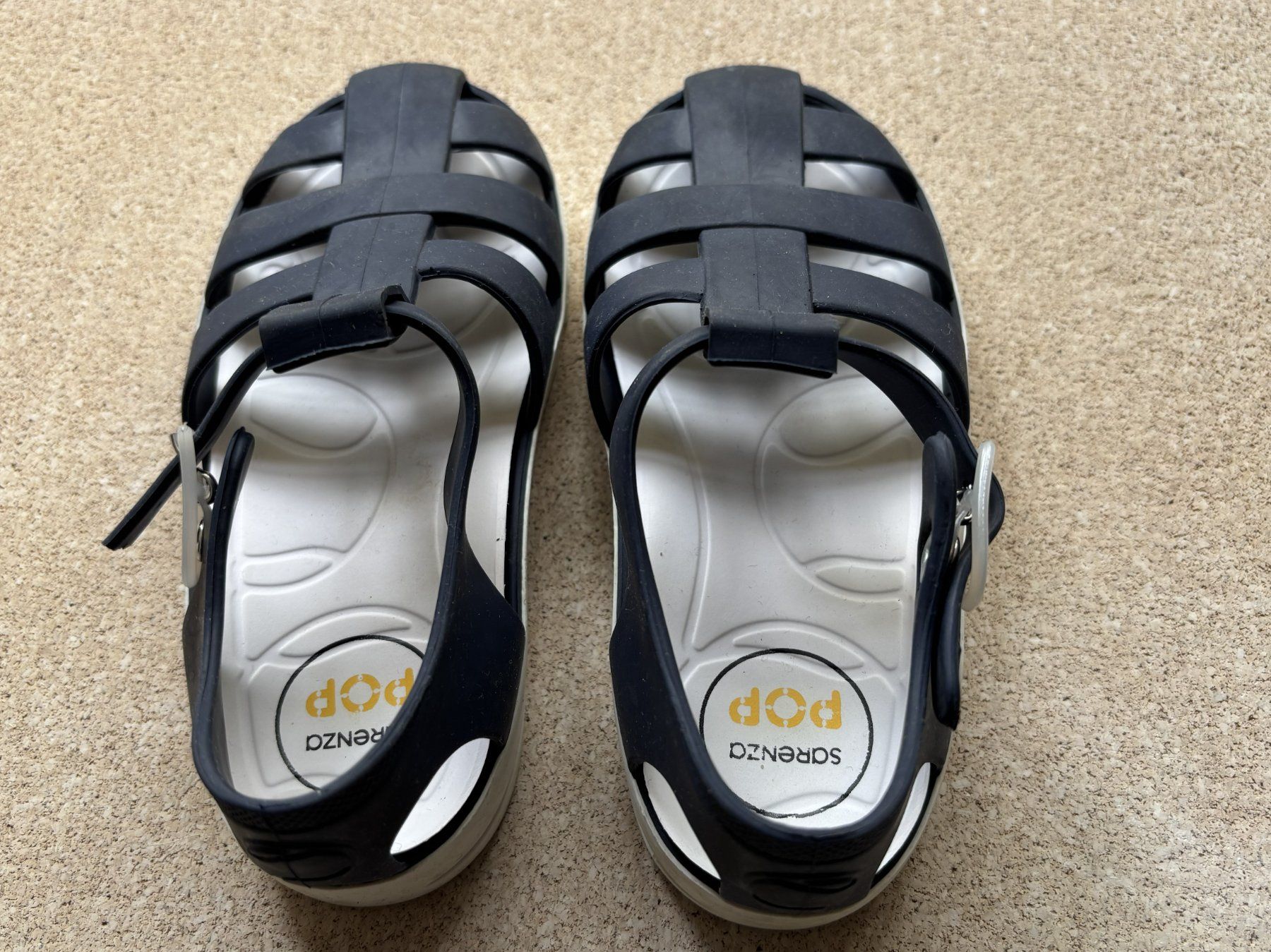 Scarpe per ragazzi: Wassersandalen Grösse 25/26 – Nuovo (secondo la descrizione) da Bern venduto da Maeuchterli