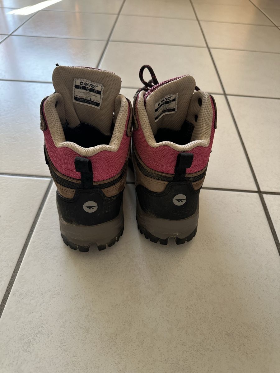 Scarpe per ragazze: Wanderschuhe HI-TEC grosse 36 – Usato da Schötz venduto da Zuzana13 4