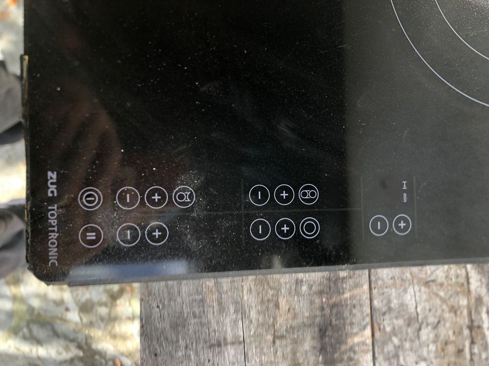 VZug plaque de cuisson céramique Kaufen auf Ricardo