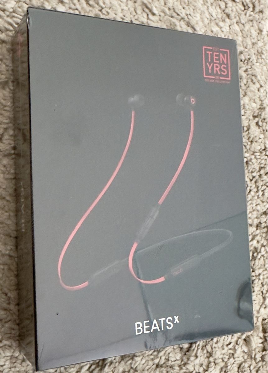 Beats Kopfhörer: BeatsX Wireless Decade Collection – neu & originalverpackt – Neu und originalverpackt aus Zufikon von Mela_85