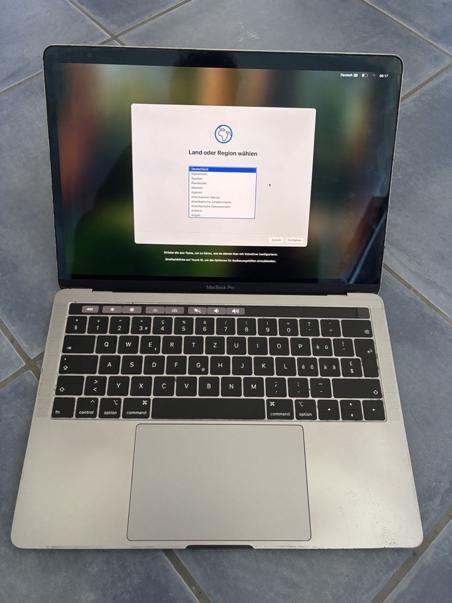 Apple Notebook: Apple MacBook Pro 2018 16GB 13 Zoll – Usato da Triesenberg venduto da gernewieder9497