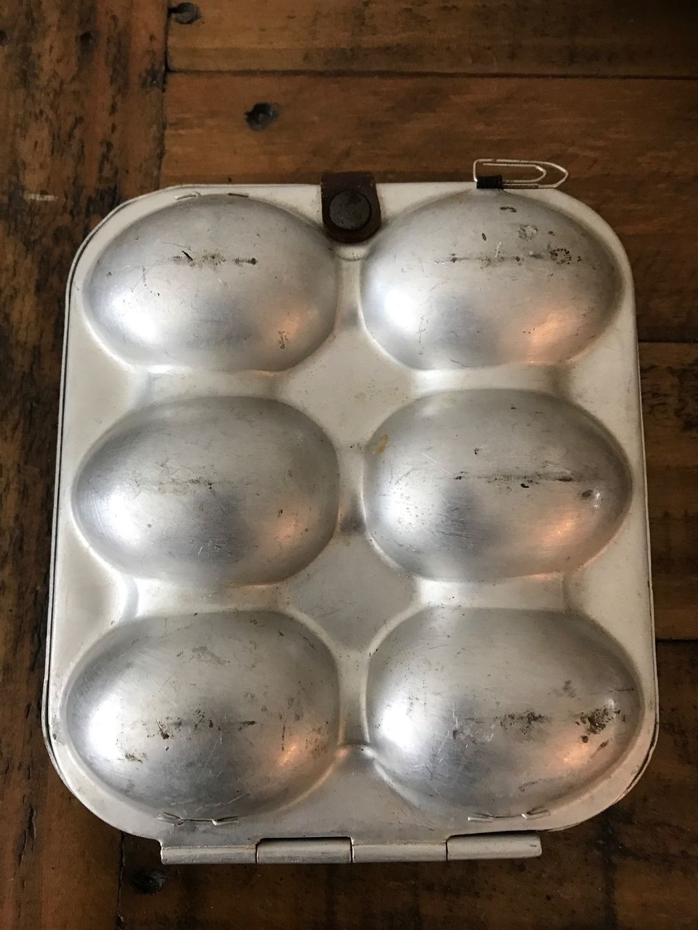 Contenitori & Simili: Eier Behälter Aluminium – Usato da Rapperswil SG venduto da cosiba01 1