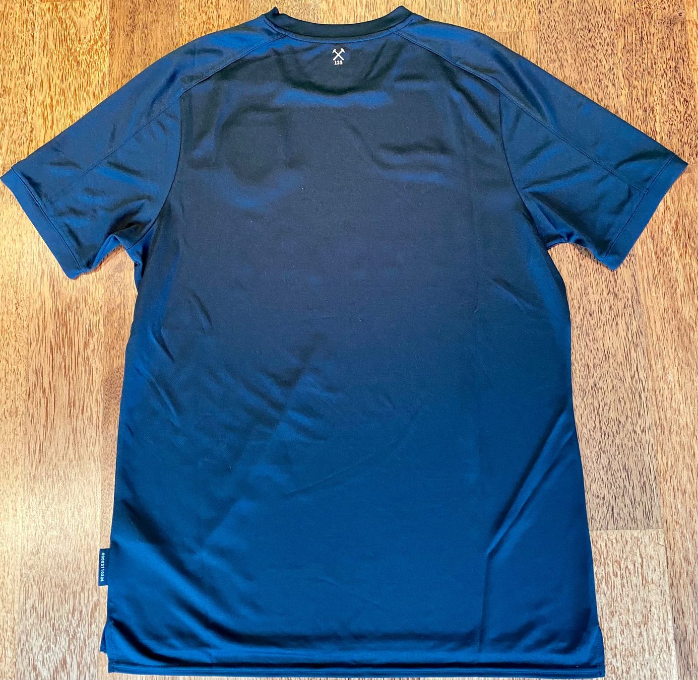 Umbro Canottiere & Pantaloni: West Ham third Shirt - 2020/21 – Nuovo (secondo la descrizione) da Hermetschwil-Staffeln venduto da Beat131 1