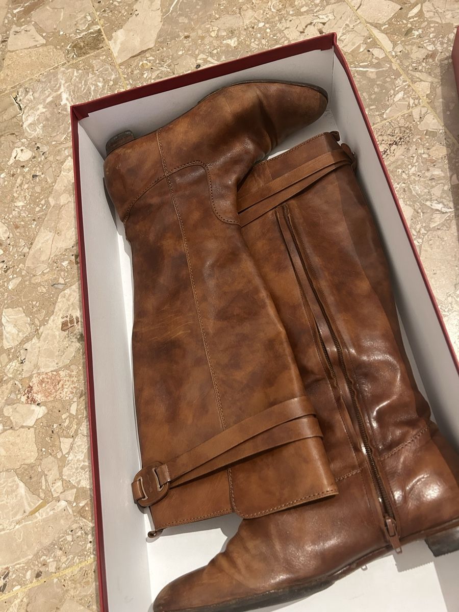 Salvatore Ferragamo Damenschuhe: Ferragamo Lederstiefel – Gebraucht aus Sursee von Fortissimo 3
