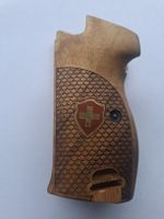 Nussbaum Griffschalen für die Sig P210 