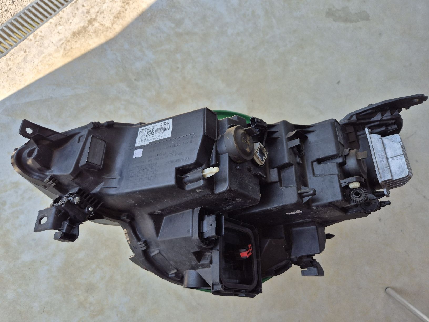 Valeo Fari: Renault Megane 4 RS Scheinwerfer Rechts – Usato da Hugelshofen venduto da Rogoli 1