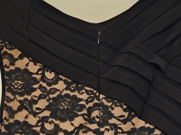 Vestiti: Robe noire dentelle croisée élégante – Usato da Nax venduto da mojy 3