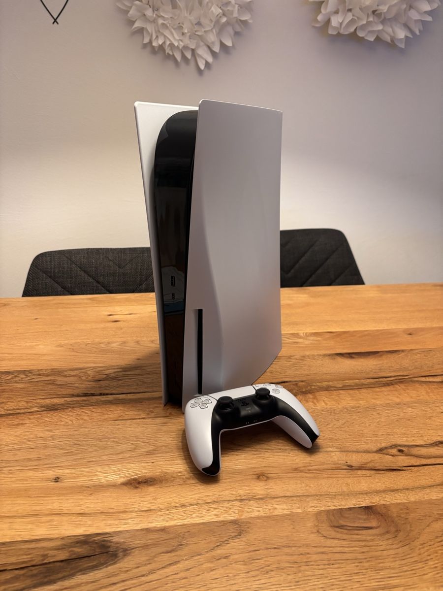 Sony Konsolen: Playstation 5 Disc Version 825 GB – Gebraucht aus Bad Ragaz von J-Dizzah