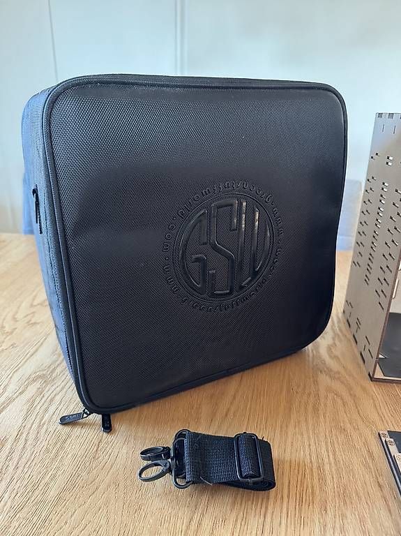 Kit di modellismo & Modellini statici: Green Stuff World Army Organizer M inkl. Tasche – Usato da Solothurn venduto da marcxxx1 2