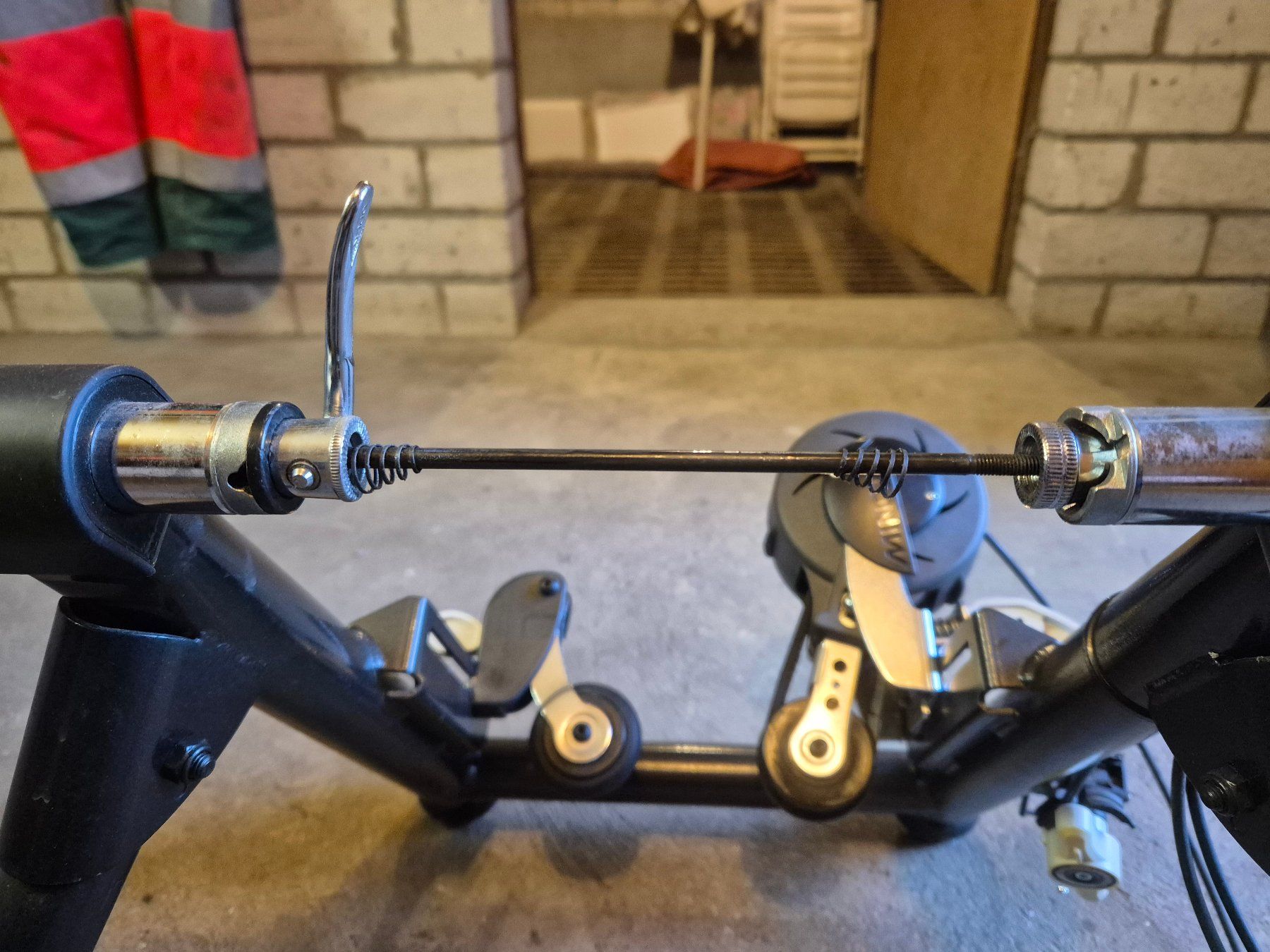Hometrainer: Velo - Rollentrainer – Usato da Zell LU venduto da Energist 5