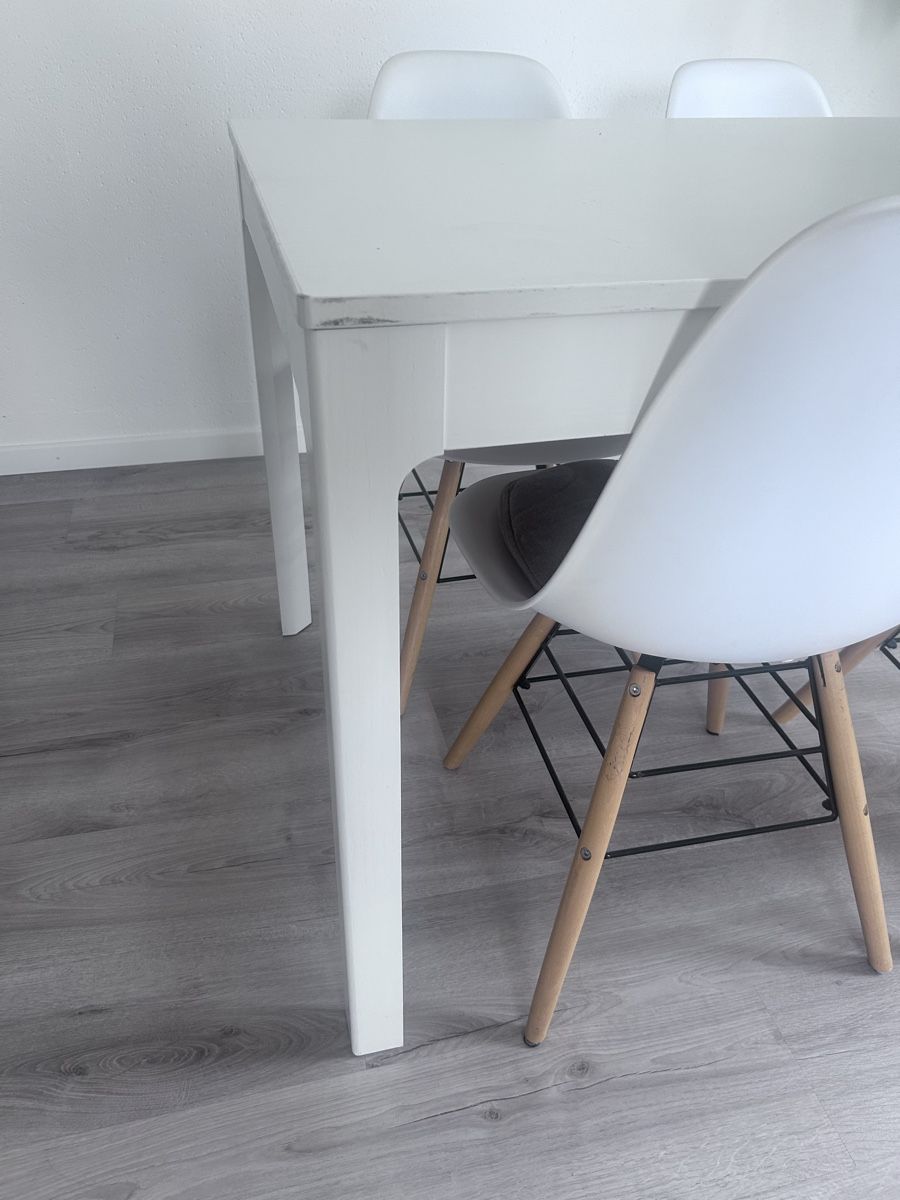 Tischset: Table et chaises à vendre  – Gebraucht aus Delémont von tynwa 2