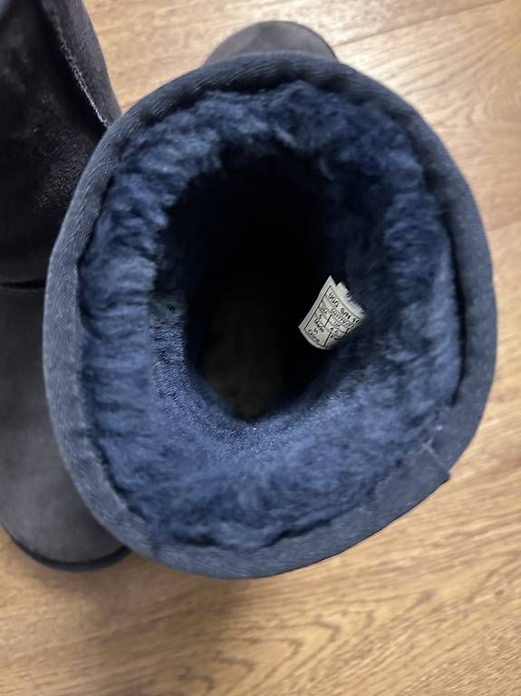 Damenschuhe: UGG Gr 37 Nachtblau  – Gebraucht aus Gränichen von Robei 1