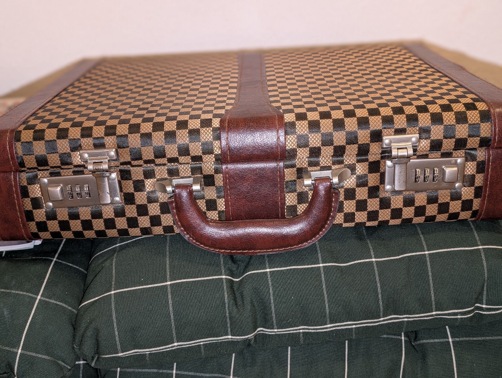 Taschen: Valise Vintage BAVARY Design à Damier – Gebraucht aus Daillens von cla_sj2w 2
