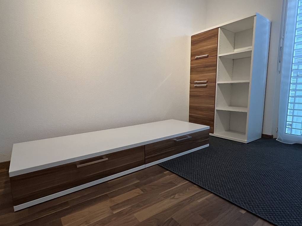 Mobili TV: Wohnwand-Set inkl Salontisch gratis dazu – Usato da Wil SG venduto da Mcami