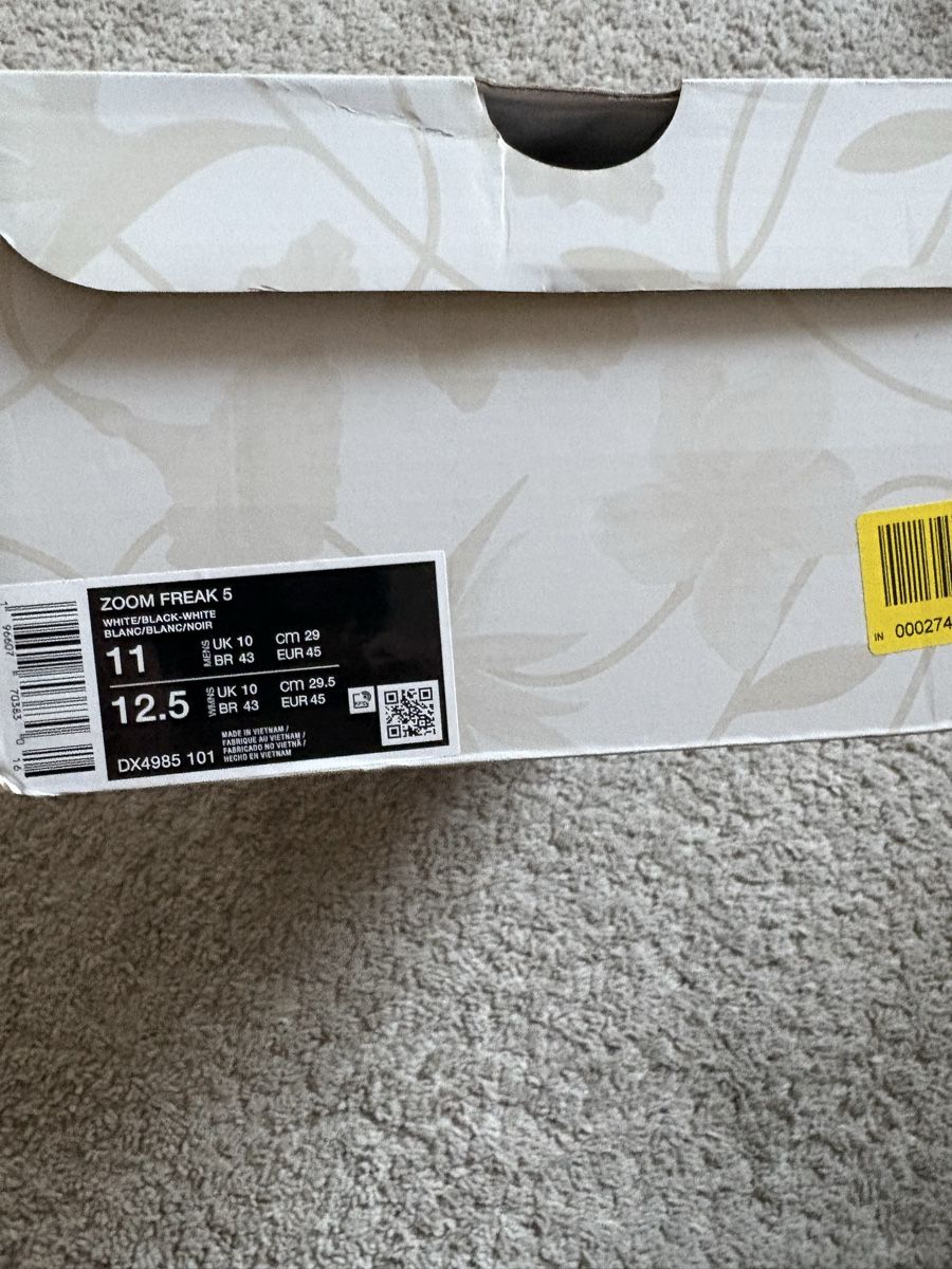 Nike Herrenschuhe: Nike zoom freak 5 Oreo – Neu und originalverpackt aus Le Grand-Saconnex von gas_x9hh 3