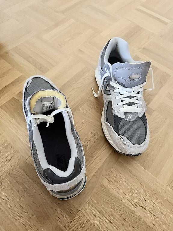 Scarpe da uomo: New Balance Schuhe Grau – Usato da Basel venduto da alu_l9s8 2