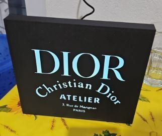 Tutte le decorazioni: Lightbox Dior Black Square – Nuovo (secondo la descrizione) da Noville venduto da Berlusconi55 1