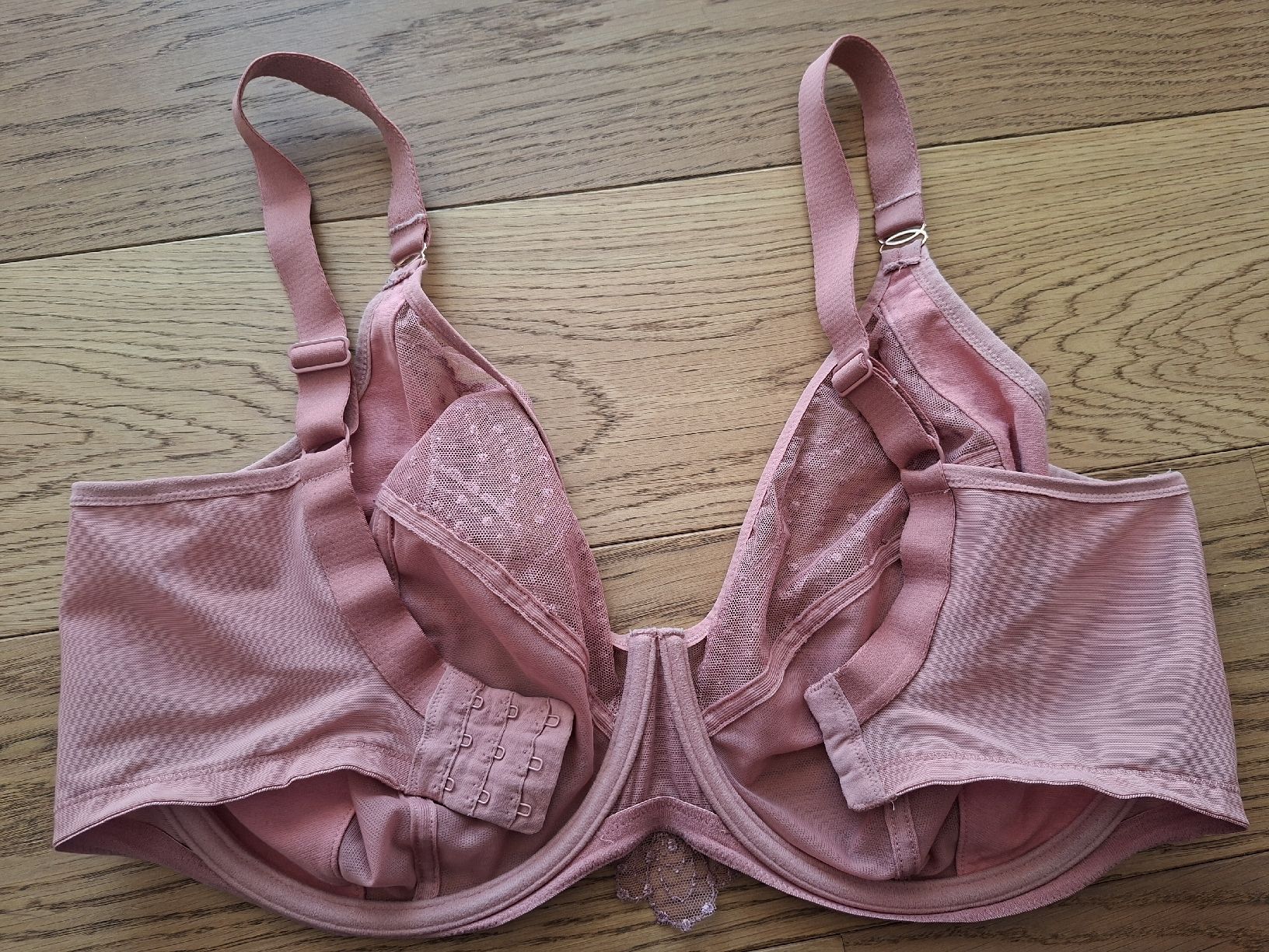 Altra biancheria intima: 80L Elomi Priya BH – Usato da Oberengstringen venduto da Kimchimon 2