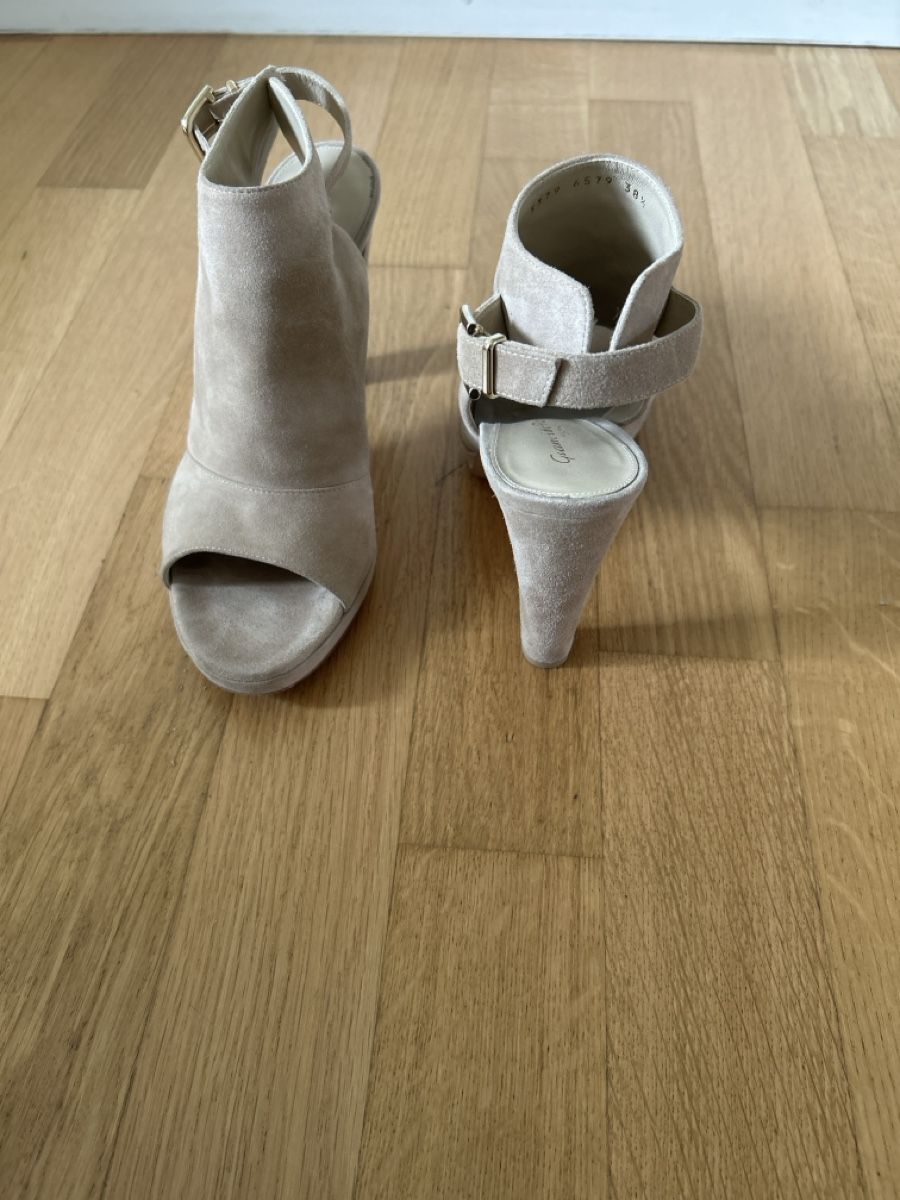 Gianvito Rossi Damenschuhe: Gianvito Rossi 38.5 – Gebraucht aus Adliswil von mollymoo 1