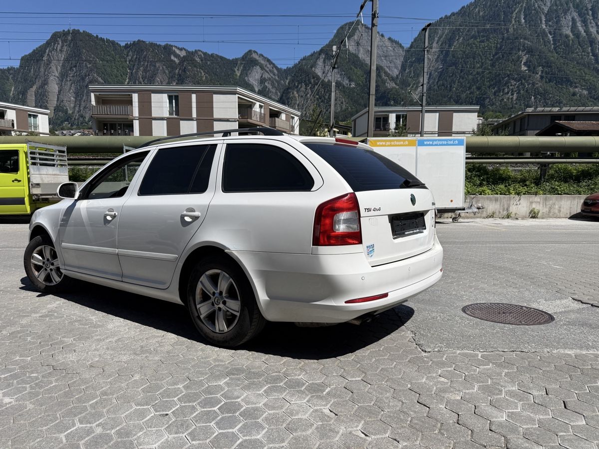Skoda Automobili: Skoda Octavia C 1.8 4x4 – Usato da Domat/Ems venduto da Opmofe 3