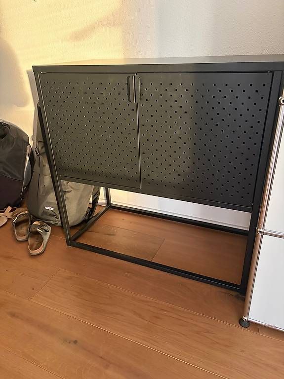 Scaffali: Regal schwarz/ metall – Usato da Horw venduto da Siiimiii 1
