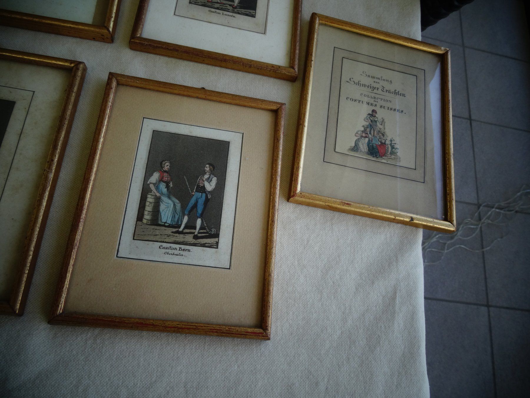 Posters & Illustrations: 19 Bilder Samlung Schweizer Trachten – D'occasion à Neerach par jenny062 6