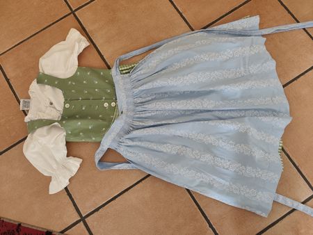 Dirndl 116 inkl Bluse
