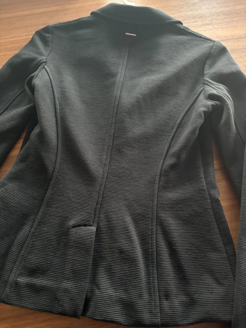 Comma Vestes: Blazer Jacke Comma,  Grösse 34, schwarz – D'occasion à schmerikon par nicole091 4
