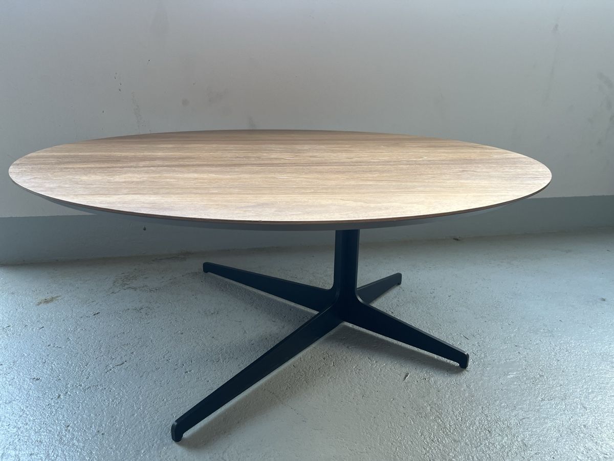 Tische: Design Salontisch, ähnlich wie der Meda Tisch von Flexform – Gebraucht aus Wabern von Skate