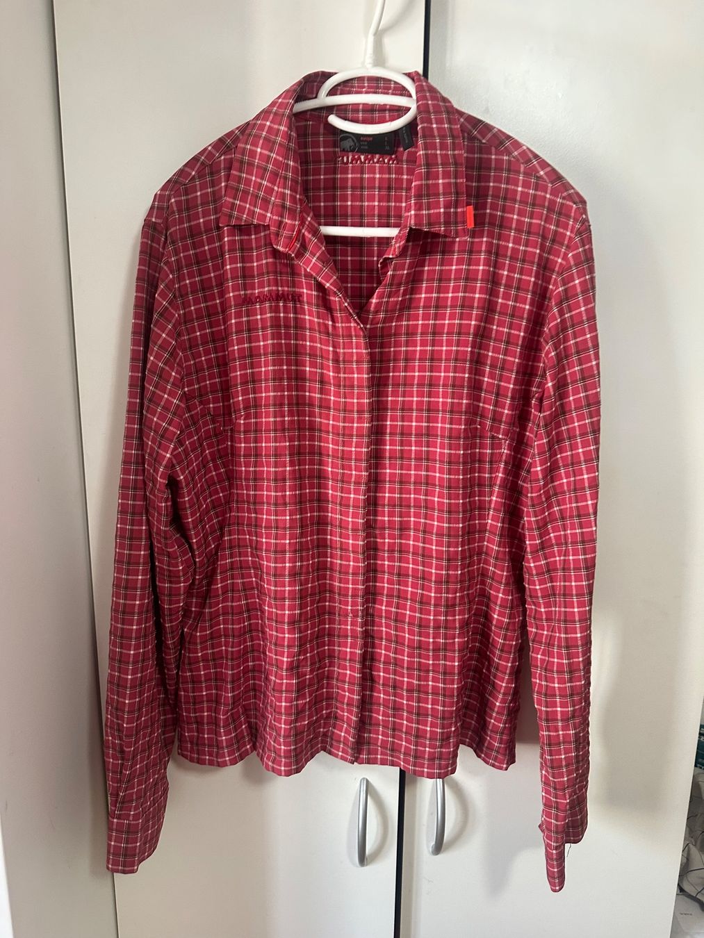 Mammut Hemden: Mammut Hemd rot (L) – Gebraucht aus Schaan von Hermine2018