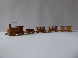 Schöner Loquai Holzzug, 5-teilig, 36,0cm, zu Brio passend