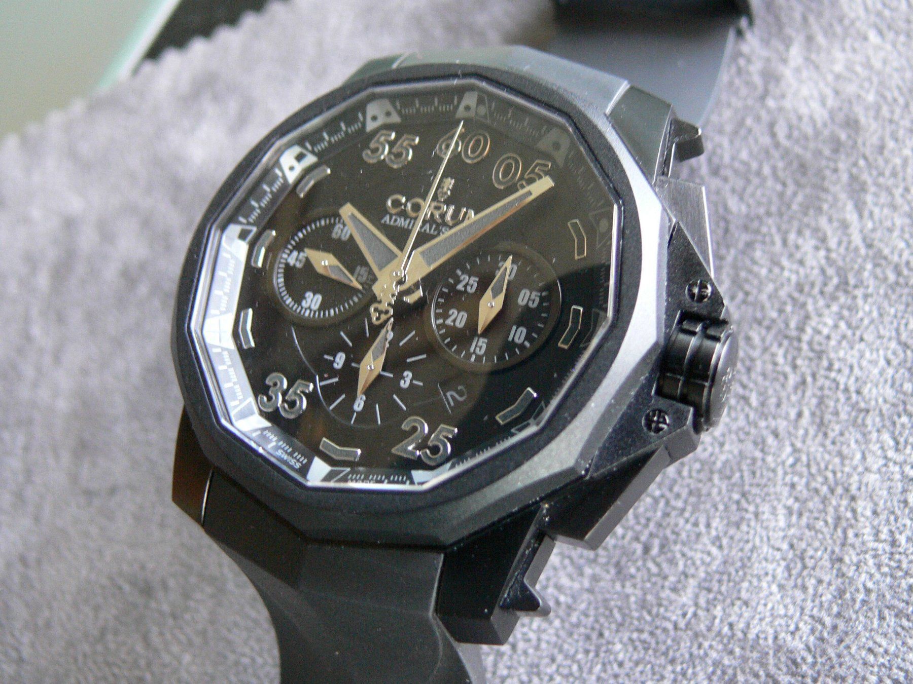 Corum Orologi: Corum Admirals Cup black Hull 48mm Titan  Automatic Chrono – Usato da Remigen venduto da Kelias 1