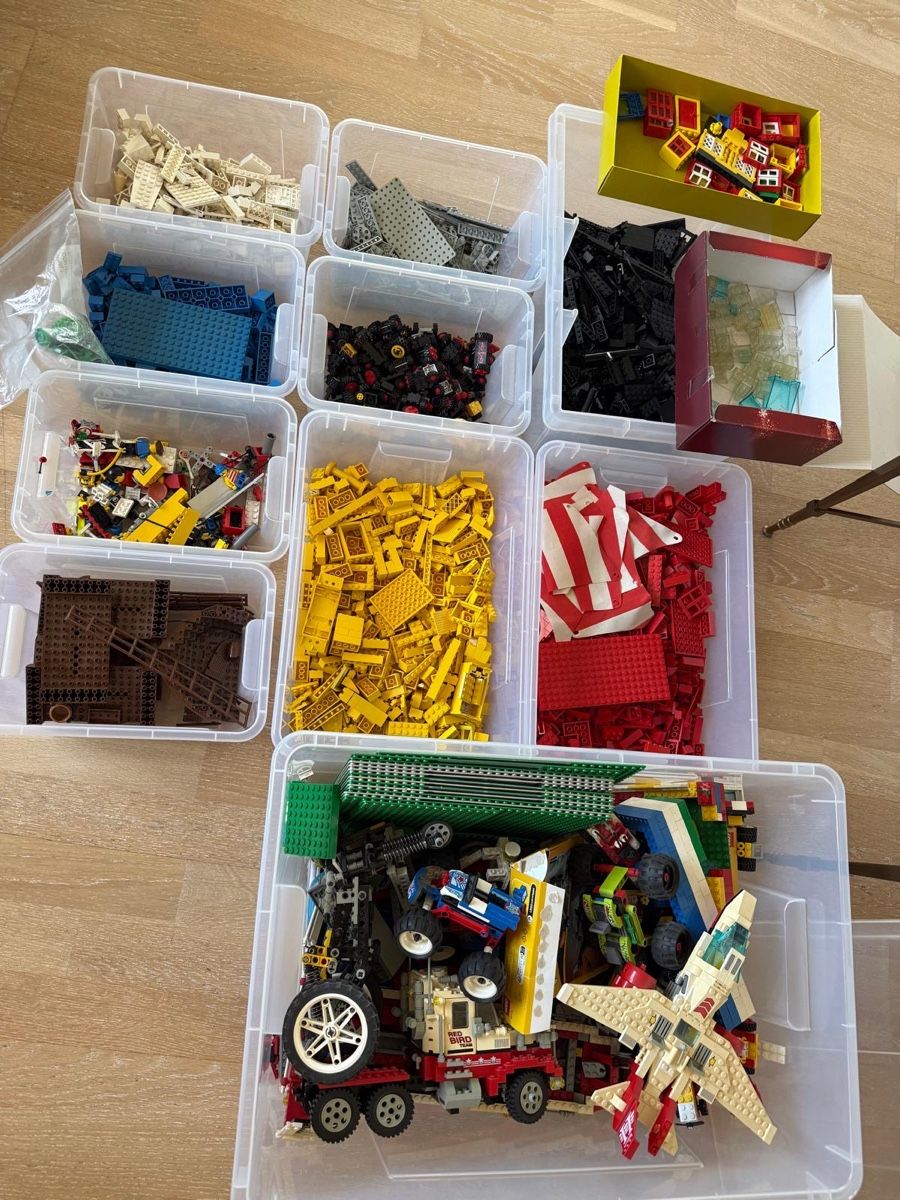 Lego Spielzeuge: Lego und Lego Technik gebraucht – Gebraucht aus Schwarzenbach SG von Nisalo