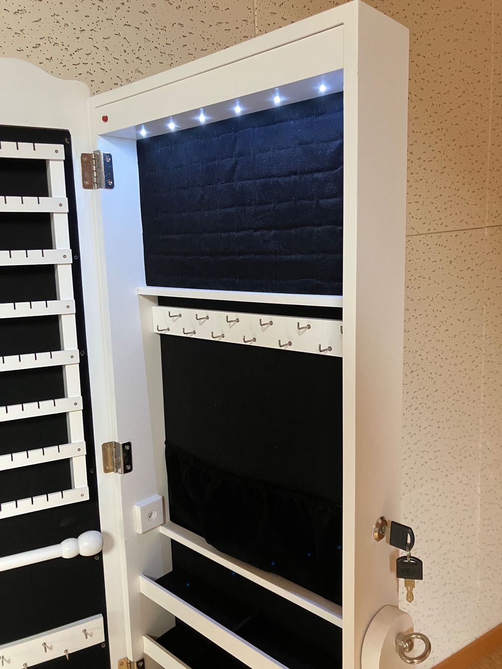 Specchi: Schmuckschrank mit Spiegel – Nuovo (secondo la descrizione) da Grabs venduto da apr9k 2