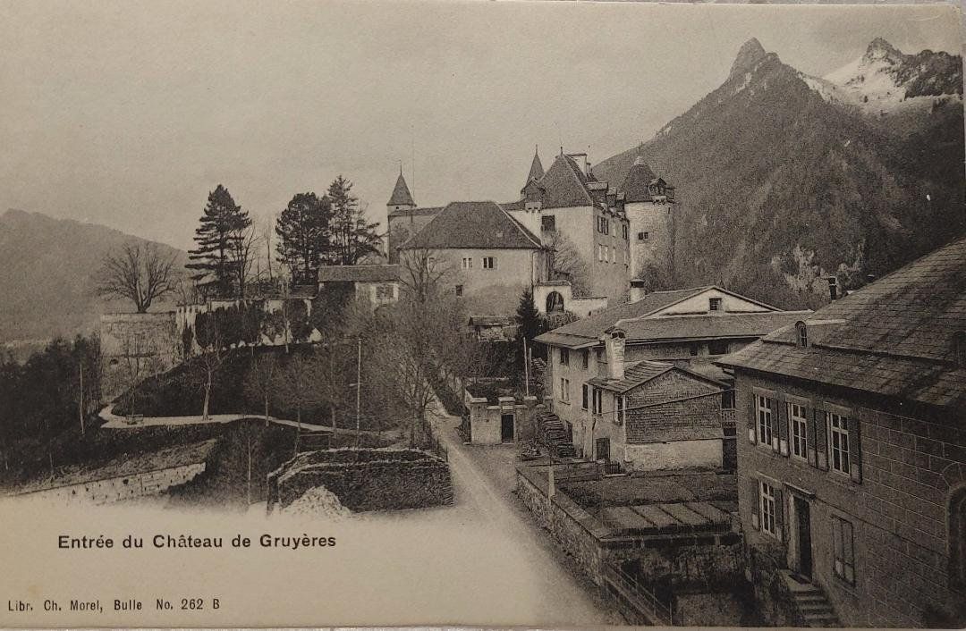 Cartes postales: GRUYÈRE - Entrée du Château – D'occasion à Delémont par Domdom1