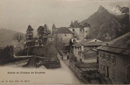 GRUYÈRE - Entrée du Château