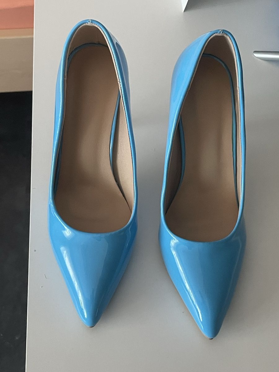 Damenschuhe: Schuhe – Neu (gemäss Beschreibung) aus Gossau ZH von Lavinia07