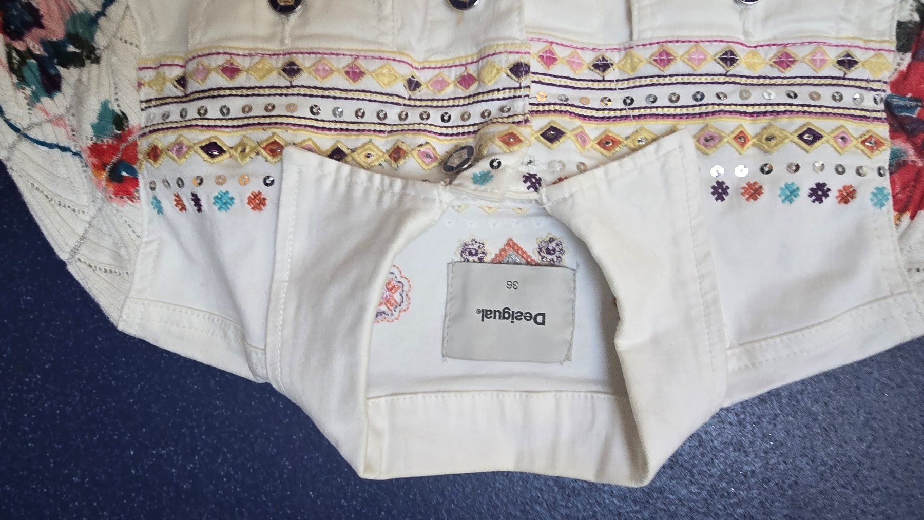 Desigual Giacche: Supertolle Jeansjacke Desigual Gr. 38 – Usato da Meggen venduto da Mcgiver_1 1