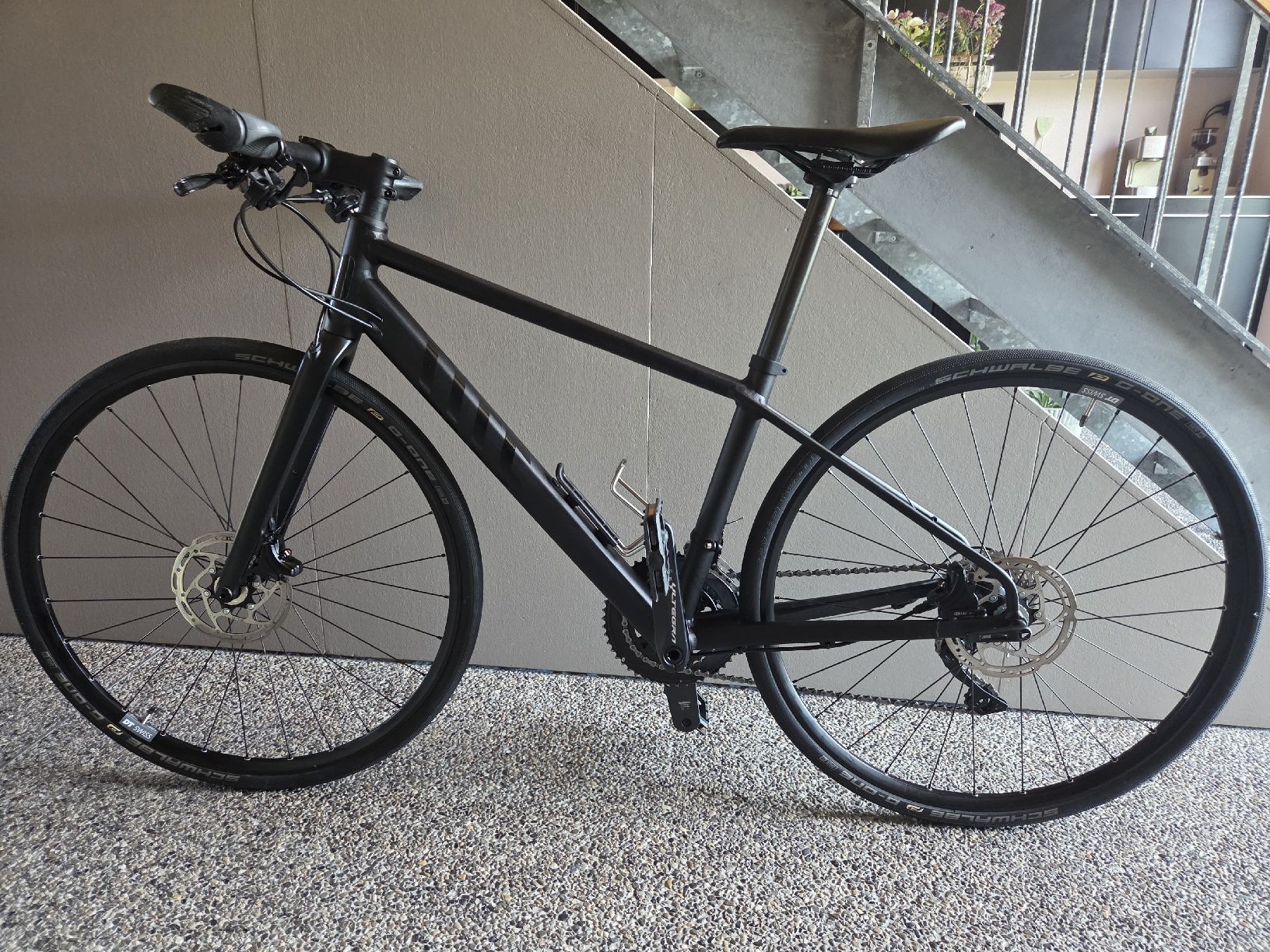 Canyon Velos: Canyon Roadlite WMN AL SL 8.0 – Gebraucht aus Ammerzwil BE von lachaise 3