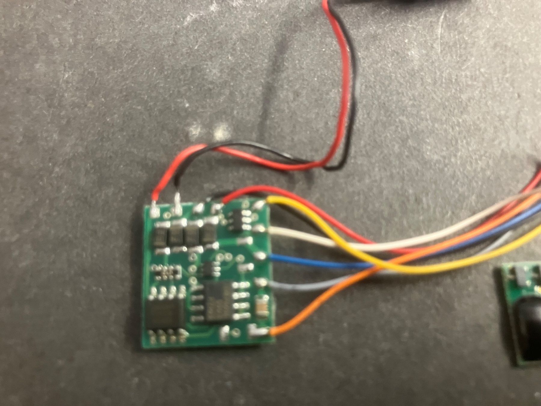 Modellini di ferrovie: Digital Decoder ungebraucht, vorbereitet für einen Einbau – Nuovo (secondo la descrizione) da Interlaken venduto da zingu 5