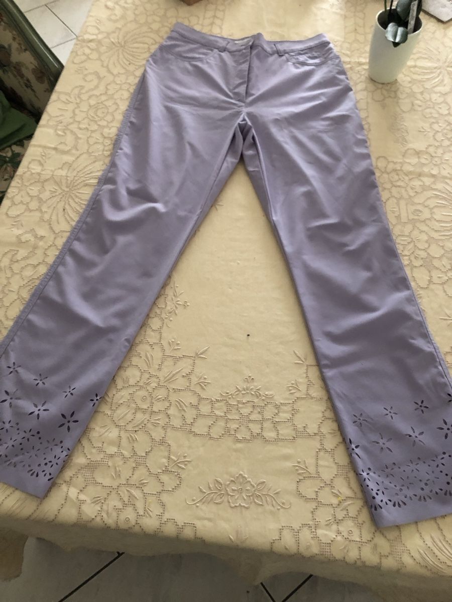 Pantaloni: Lila Hosen – Nuovo (secondo la descrizione) da Solothurn venduto da Congela