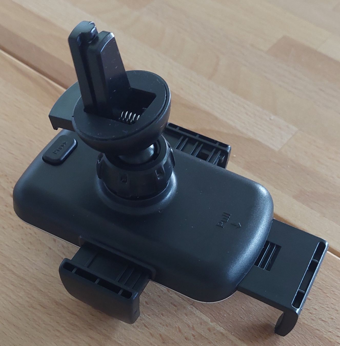 Sonstige Dekorationen & Accessoires: Support de téléphonr pour voiture – Neu (gemäss Beschreibung) aus Tschugg von uldrypr 2