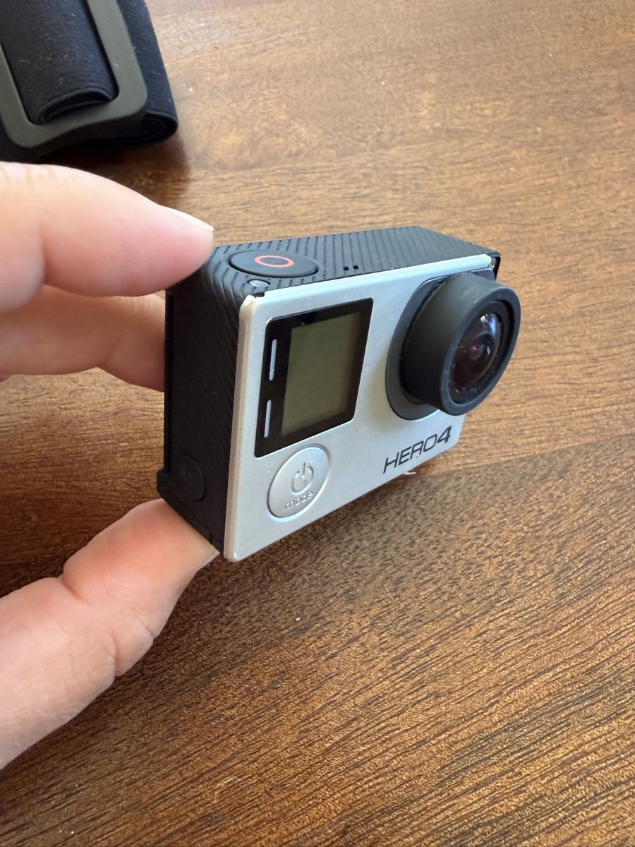 Gopro Action Cam: GoPro Hero 4 – Usato da Pfäffikon ZH venduto da Natascha199113 4