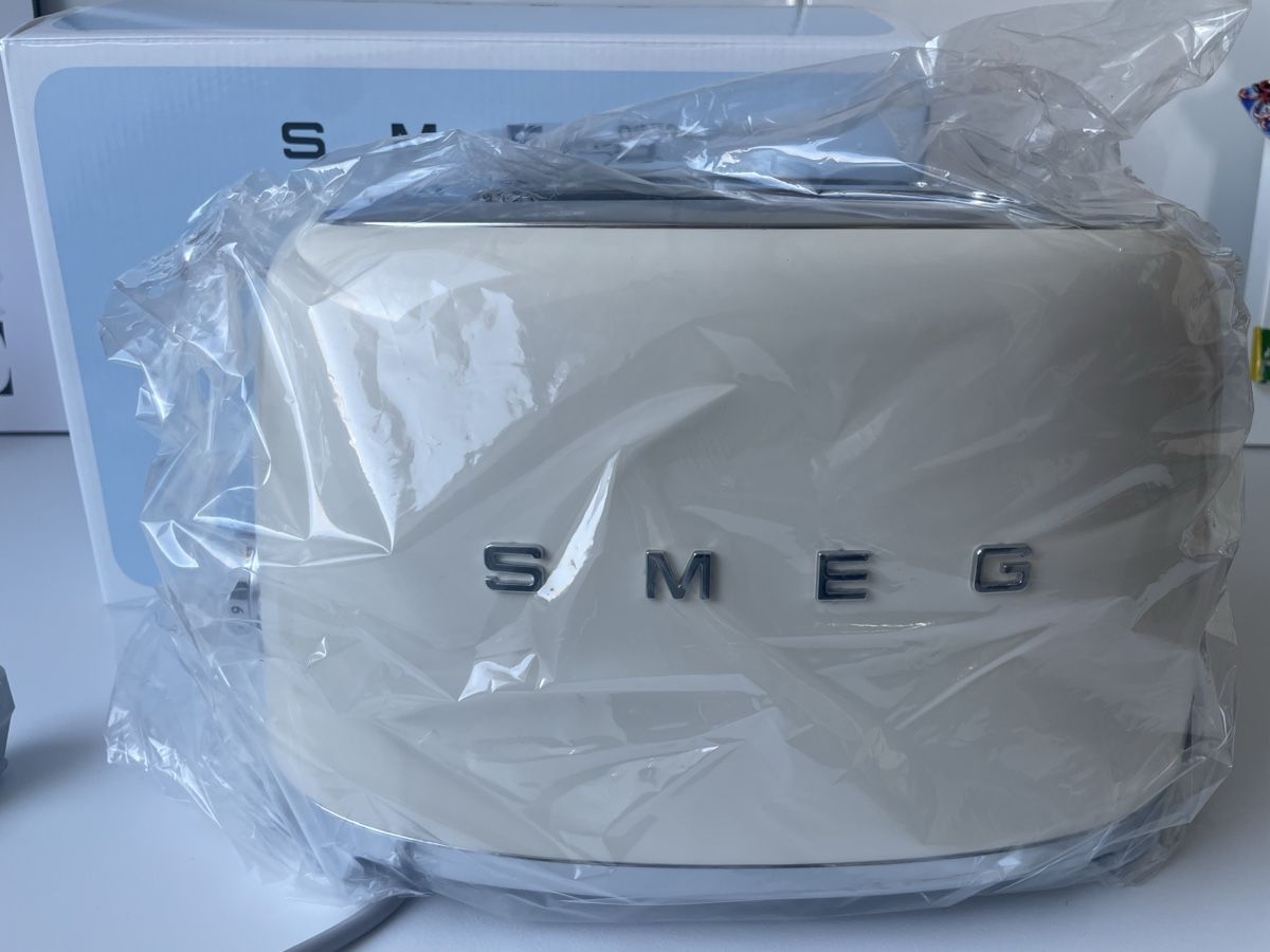 Smeg Elettrodomestici da cucina: SMEG Toaster, Beige, Neu, Originalverpackt! – Nuovo e nell'imballaggio originale da Niederglatt ZH venduto da ctulimp 1
